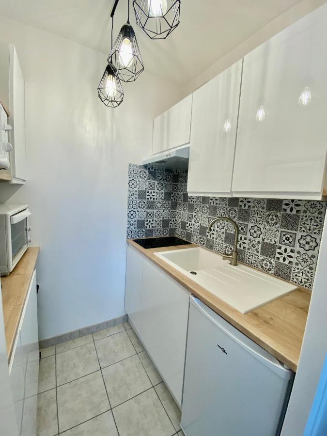 Magnifique Appartement 2 Pieces A Deux Pas De La Plage 圣伊莱尔·德列 外观 照片